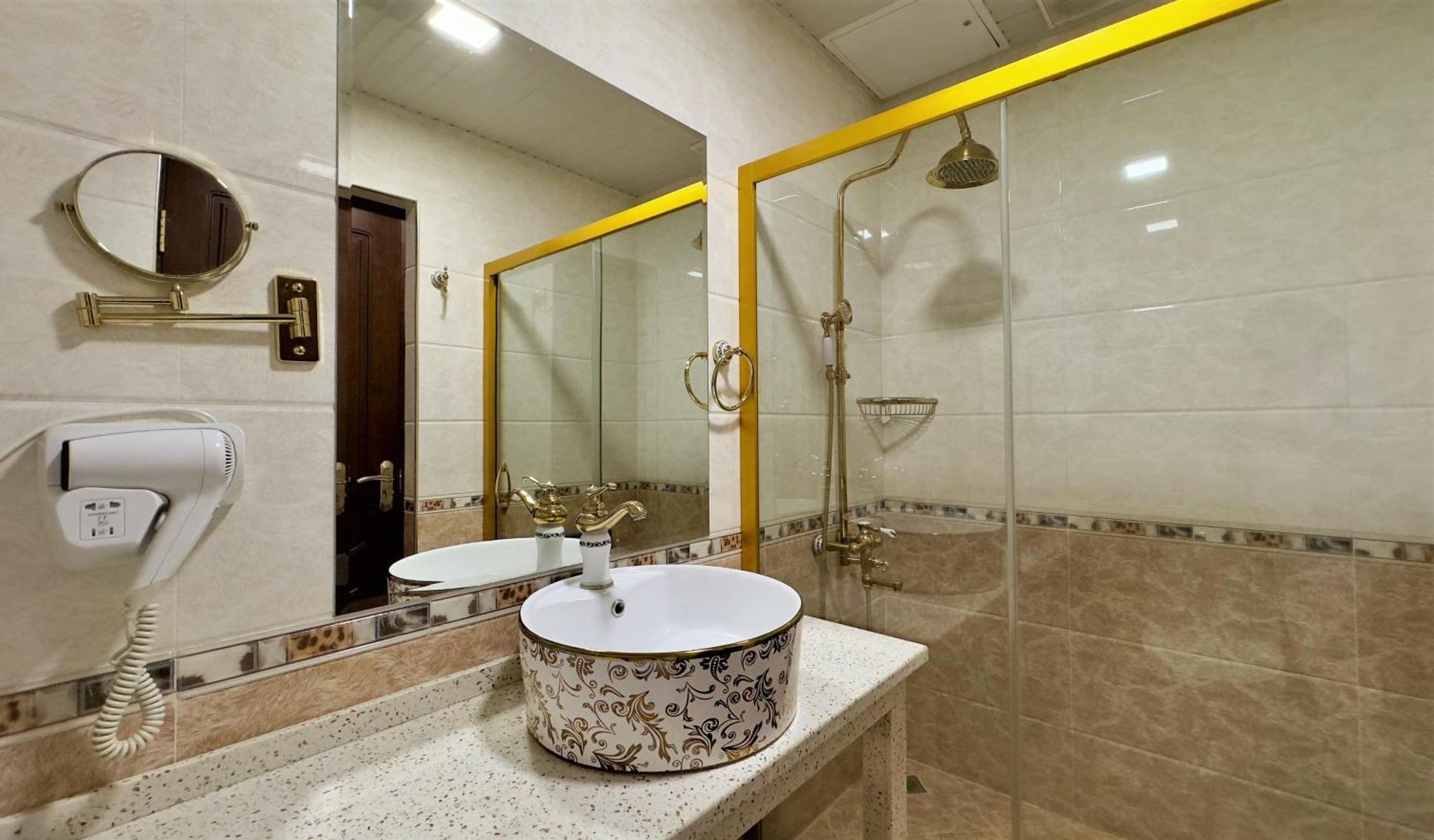 קרשי Hotel Sultan מראה חיצוני תמונה