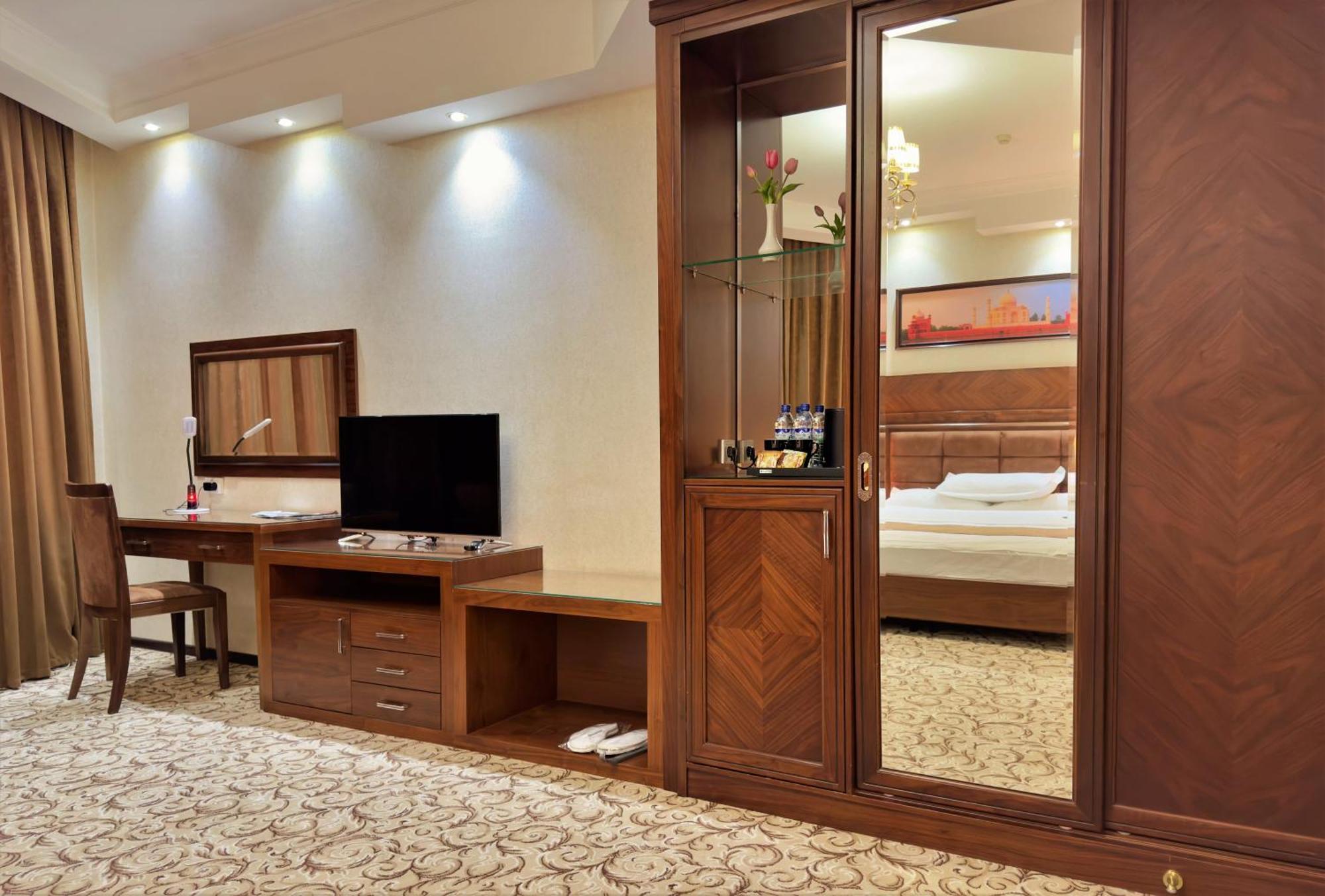 קרשי Hotel Sultan מראה חיצוני תמונה